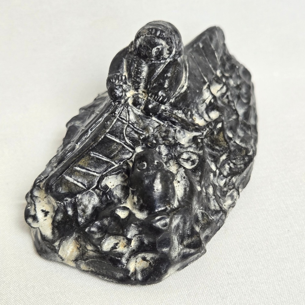 Edmund Wolf Original Canadian Inuit‎ Hand Carved Soapstone Sculpture Vtg 3.5"